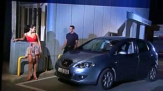 èª°å¤šéœa beautiful mature blonde with big breasts long hair and a juicy body is tired of living with her husband who began to catch sluggish with age the bitch wants to have sex every day and feel a big dick in herself but her husband cant give it to he